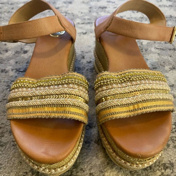 exé Size 37 Beaded Platform Sandal - Picture 2 of 6